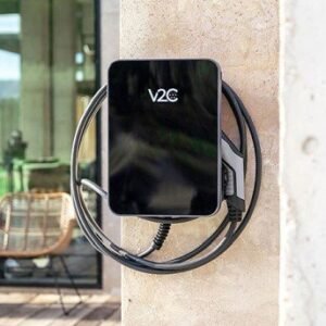 V2C Trydan 22kW Solar - Display, 3 Phase, Type 2 cable, Black - Image 2