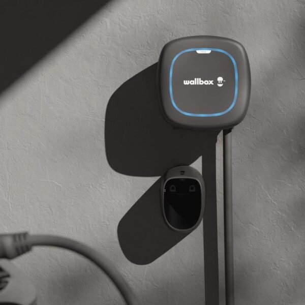 WallBox Pulsar Max 22kW, Type 2 cable, Wifi Black